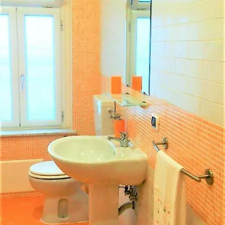 阿杜帕西住宿加早餐旅馆 住宿加早餐酒店 那不勒斯